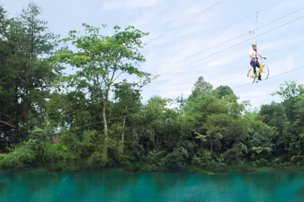 Rekomendasi Hotel Liburan Akhir Tahun: Flash Sale Lido Lake Resort by MNC Hotel, Pesta Kembang Api & Bertualang di Suspension Bridge
