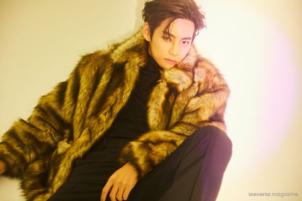 Foto-Foto V BTS Bak Model, Otomatis Bikin Terpesona!