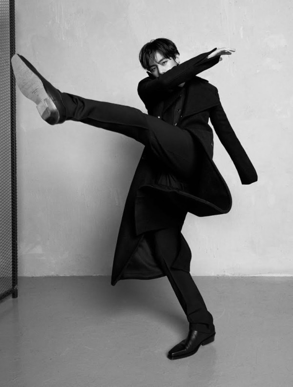 Foto-Foto V BTS Bak Model, Otomatis Bikin Terpesona!
