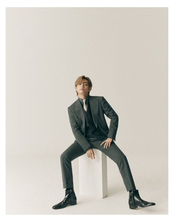 Foto-Foto V BTS Bak Model, Otomatis Bikin Terpesona!