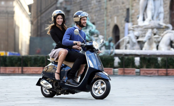5 Gaya Mode Anak Vespa, dari Klasik sampai Ekstrem