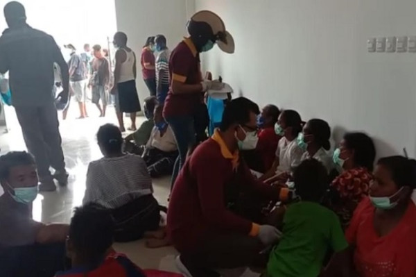 Gunung Ili Lewotolok Meletus, 21.700 Jiwa Mengungsi ke Lewoleba
