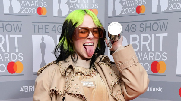 Sudah Kaya Raya, Billie Eilish Mengaku Tetap Belum Bisa Beli Lamborghini