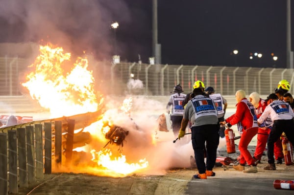 Suasana Horor GP Bahrain, Grosjean Lolos dari Kobaran Api