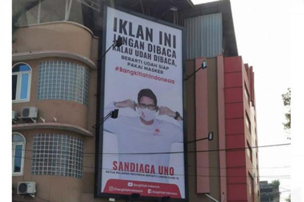 Lewat Baliho Raksasa, Sandiaga Ajak Masyarakat Patuhi Protokol Kesehatan