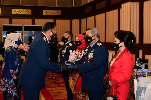 KSAU Pimpin Upacara Wisuda Purnawira Pati TNI AU