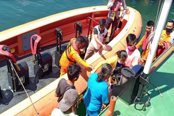 KM Sabuk Nusantara 37 Kandas di Perairan Tuapeijat Mentawai, 34 Orang Dievakuasi