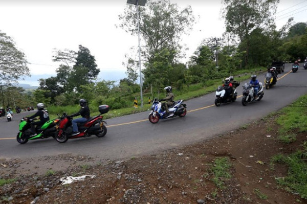 Hari Kedua Mister Aladin Road Trip Protokol CHSE Big Max Indonesia Jelajah Pulau Dewata