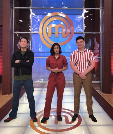 Momen Chef Renatta Tampil Modis di Galeri MasterChef, Keren Abis!