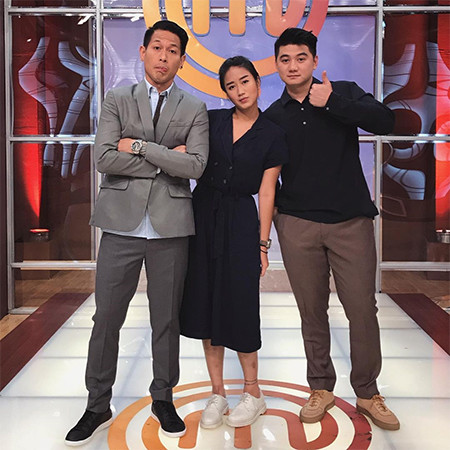 Momen Chef Renatta Tampil Modis di Galeri MasterChef, Keren Abis!