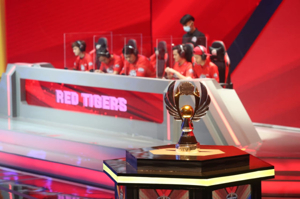 Tanpa Perlawanan, Tim Blue Rhinos Jawara Esport Star Indonesia 2020