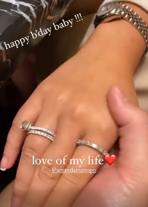Billy Syahputra Sematkan Cincin ke Jari Manis Amanda Manopo