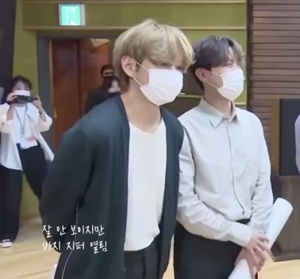 Video Kocak BTS Cek Ritsleting Celana saat MAMA 2020 Beredar, Ini Latar Peristiwa yang Buat V Jadi 'Trauma'