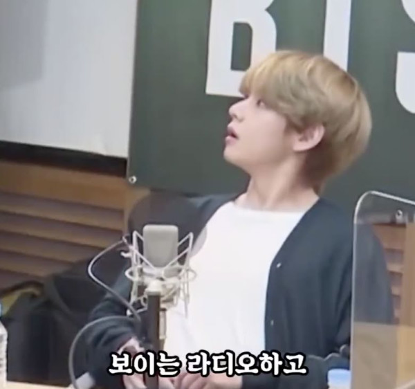Video Kocak BTS Cek Ritsleting Celana saat MAMA 2020 Beredar, Ini Latar Peristiwa yang Buat V Jadi 'Trauma'