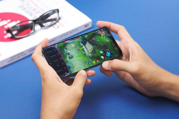 Resmi Sudah Tersedia di Indonesia, Ini Harga vivo Y51