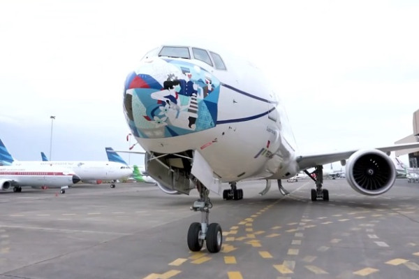 Keren, 5 Armada Garuda Indonesia ini Pakai Masker