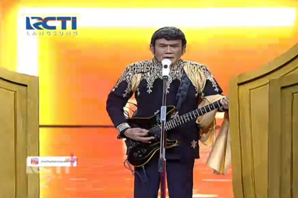 Rhoma Irama Terkejut Ridho dan Vicky Rhoma Naik Panggung