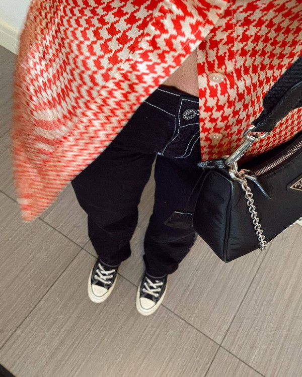 5 Cara Jenius Tampil Menarik bagi Pecinta Converse