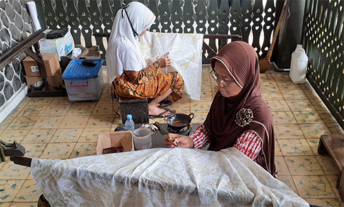 Mengenal Batik Khas Solo di Omah Batik Laweyan