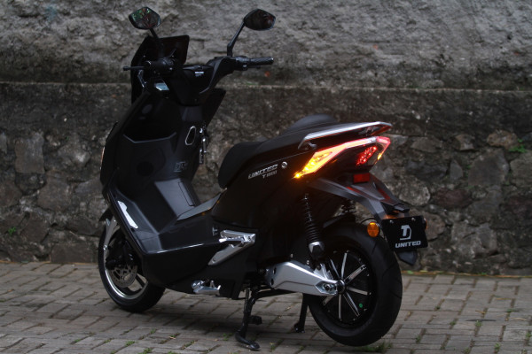 First Ride United e-Motor T1800 , Asyik Dikendarai tapi Tak Bikin Bergidik