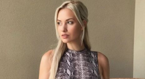Paige Spiranac Umbar 10 Pose Memesona, Kamu Paling Suka Yang Mana