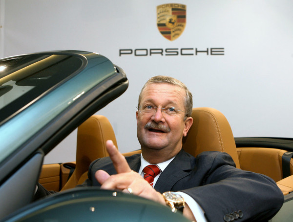 Kisah Intrik Antar Eksekutif di Balik Gurihnya Penjualan Porsche Cayenne