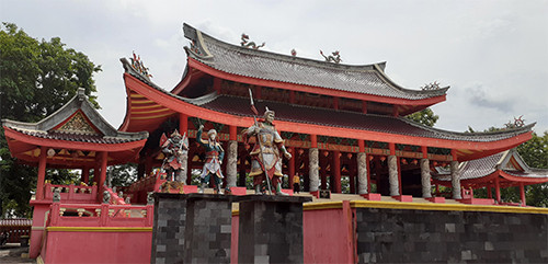 Menelusuri Jejak Cheng Ho di Klenteng Sam Poo Kong