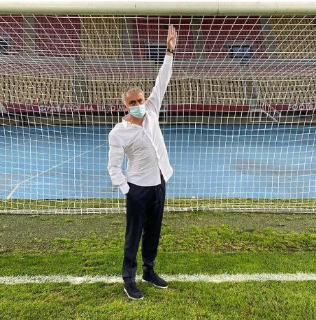 Siapa Sangka Jose Mourinho Selucu Ini? Postingannya Lucu-Lucu
