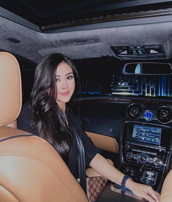 Yuk, Intip Gaya Cantik Tania Ayu yang Namanya Dikaitkan Prostitusi Online