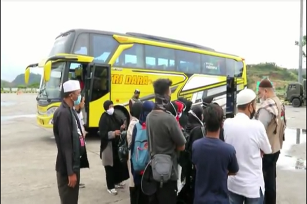 Tolak Rapid Test di Pelabuhan Bakauheni, Ratusan Massa Pendukung Habib Rizieq Gagal ke Jakarta