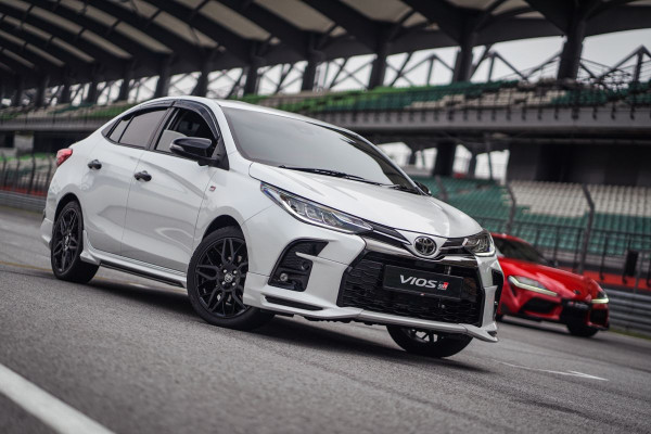 Foto-Foto Vios GR Sport yang Meluncur di Malaysia Ini Bikin Ngiler!
