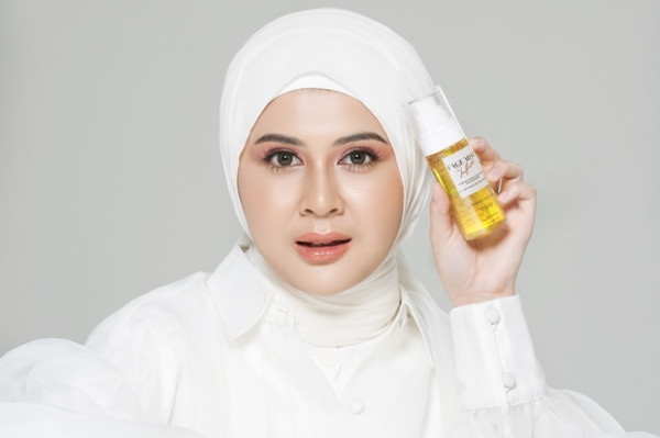 Kesha Ratuliu Kenalkan Skincare Pelindung dari Paparan Blue Light