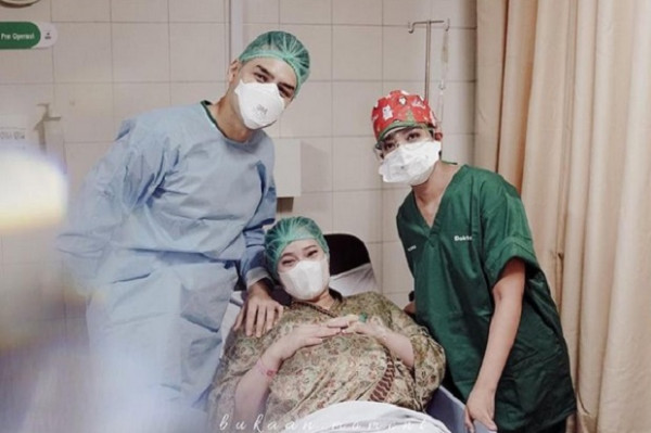 Asmirandah Beri Nama Anak Pertamanya Chloe, Apa Artinya?