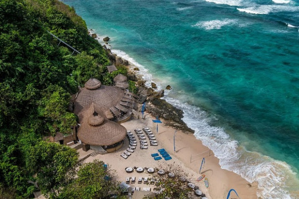 5 Pantai Tersembunyi di Bali Ini Jadi Pilihan Liburan di Tengah Pandemi