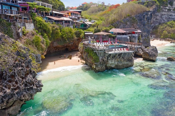 5 Pantai Tersembunyi di Bali Ini Jadi Pilihan Liburan di Tengah Pandemi