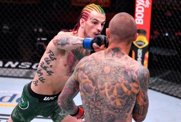 7 KO UFC Terbrutal Sepanjang Tahun 2020: McGregor sampai Ronaldo
