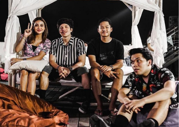 Momen Seru Artis Liburan Tahun Baru, Gading Marten hingga Atta Halilintar