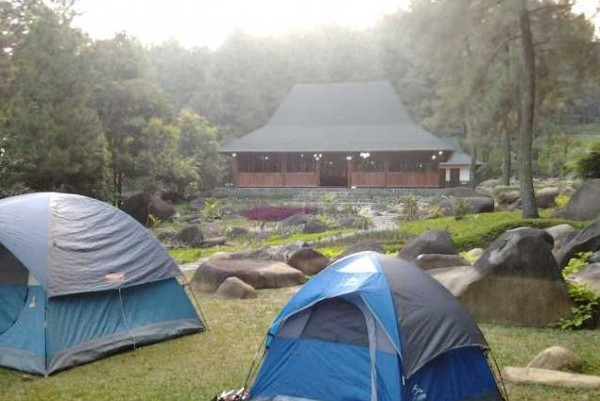 5 Tempat Wisata di Bogor Ini Cocok untuk Berkemah Bersama Keluarga