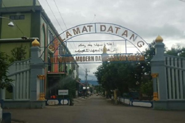 Ijab Kabul Din Syamsuddin di Rumah Pendiri Ponpes Gontor Ponorogo, Santri Tetap Belajar