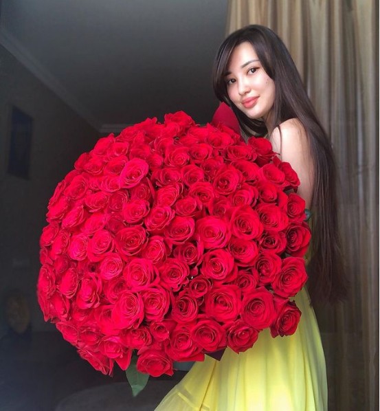 Sabina Altynbekova Ingin Dikenang Sebagai Pevoli, Bukan Hanya karena Cantik