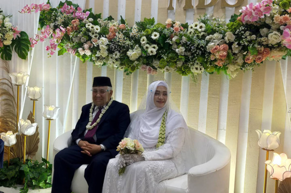 Momen Pernikahan Din Syamsuddin dan Rashda Diana, Ini Foto-fotonya
