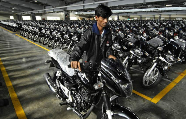 Minggir Honda, Bajaj Klaim Jadi Merek Motor Termahal di Dunia