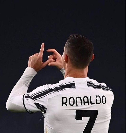 Ungkapkan Rasa Cinta kepada Georgina, Ronaldo Lakukan Selebrasi Khusus 