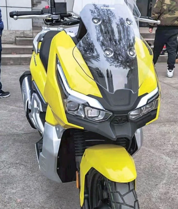 Dayang Motorcycle China Bikin Tiruan Honda ADV150, 95 Persen Mirip!