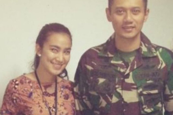 AHY Diserang Hoaks Foto Wanita Cantik, Netizen: Jahat Banget ya