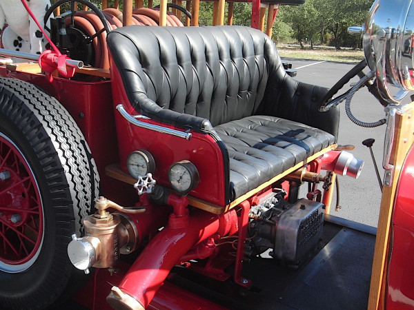 Keren, Ford AA Kuno Lansiran 1928 Ini Dijadikan Truk Damkar Blambir!