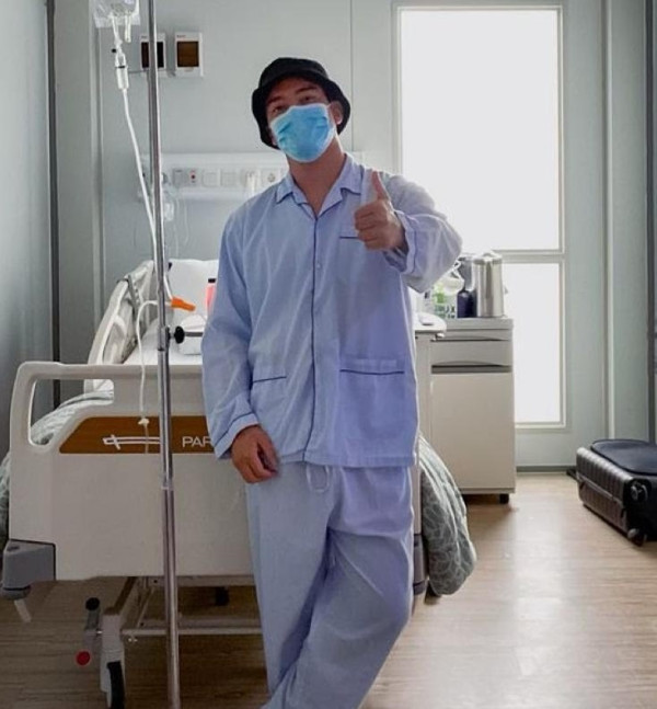 Unggah Foto Bareng Tenaga Medis, Netizen Doakan Boy William Cepat Sembuh