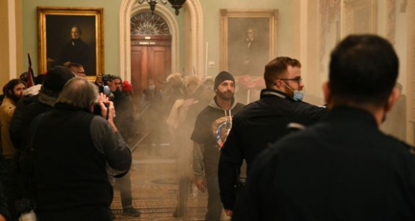 Geram Lihat Pendukung Trump Serbu US Capitol, Biden: Ini Pemberontakan!