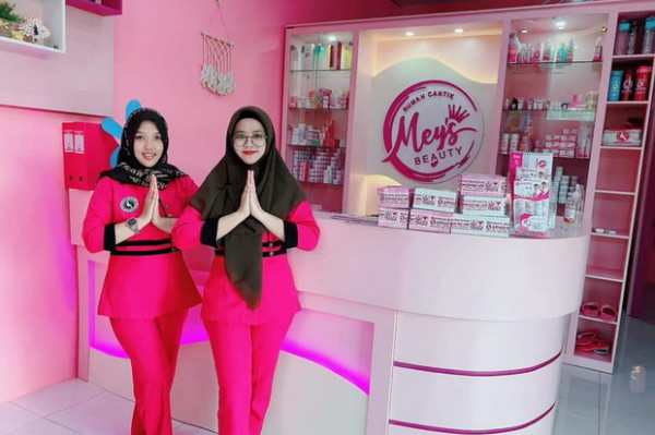 Melalui DRW Skincare, Beauty Consultant Raih Beragam Manfaat