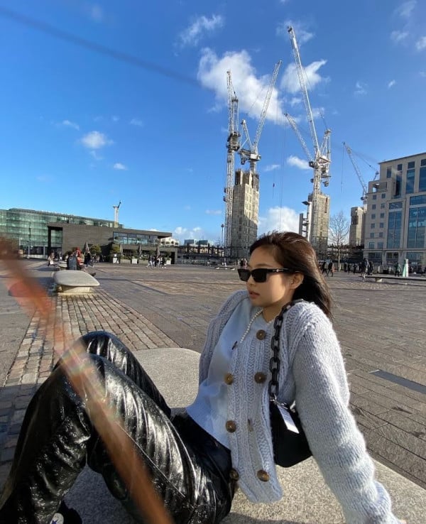 Jennie BLACKPINK Diduga Diam-Diam Dirikan Merek Pakaian Sendiri